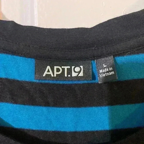 🎄Apt 9 Woman’s 3/4 sleeveless top sequin banded bottom - large - Picture 3 of 4